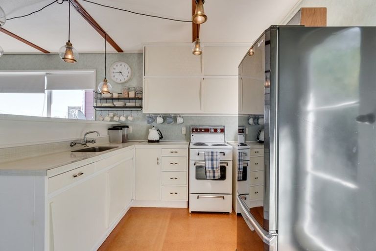 Photo of property in 2/773 Acacia Bay Road, Acacia Bay, Taupo, 3330