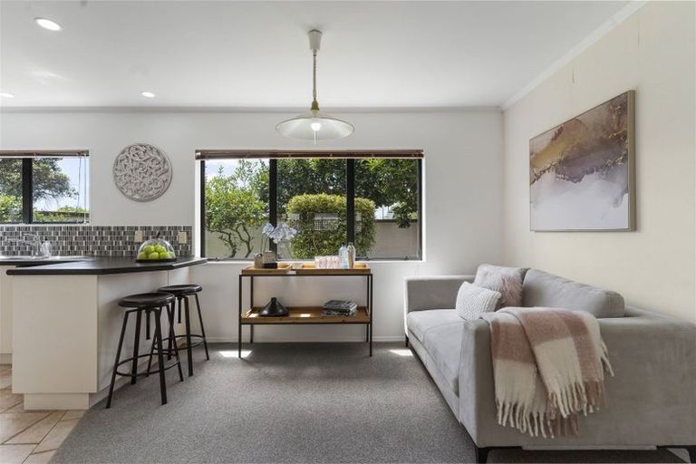 Photo of property in 77 Cook Street, Howick, Auckland, 2014