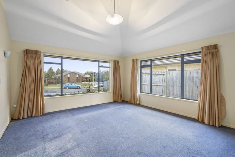 Photo of property in 8 Oldfield Court, Huntington, Hamilton, 3210