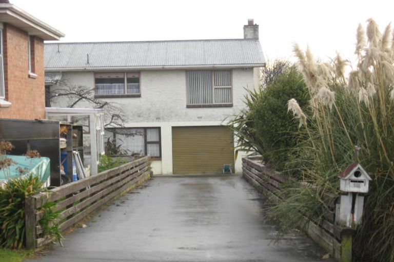 Photo of property in 24 Nichol Street, Heidelberg, Invercargill, 9812