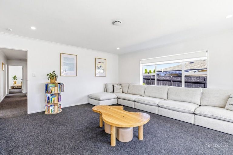 Photo of property in 12 Kakaho Drive, Tawhero, Whanganui, 4501