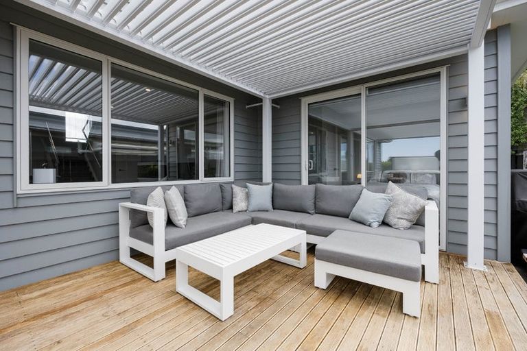 Photo of property in 2 Boocock Crescent, Orewa, 0931