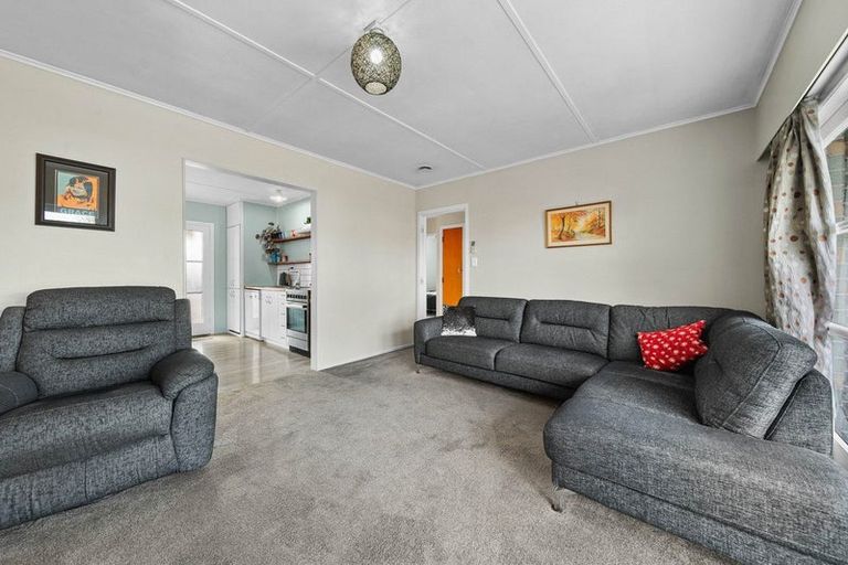 Photo of property in 26 Fergusson Street, Solway, Masterton, 5810