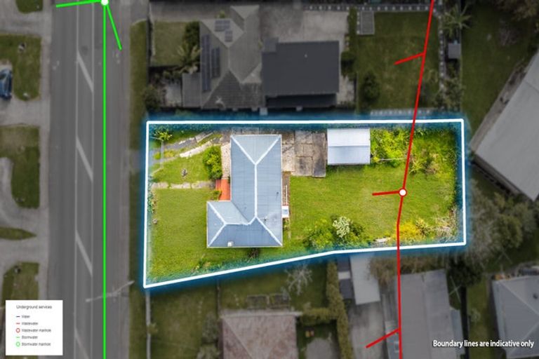 Photo of property in 52 Seymour Road, Sunnyvale, Auckland, 0612