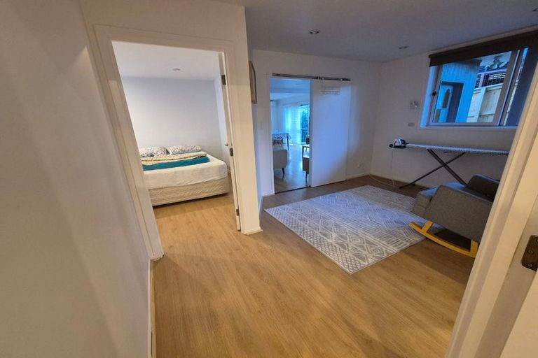 Photo of property in 55 Allington Road, Massey, Auckland, 0614