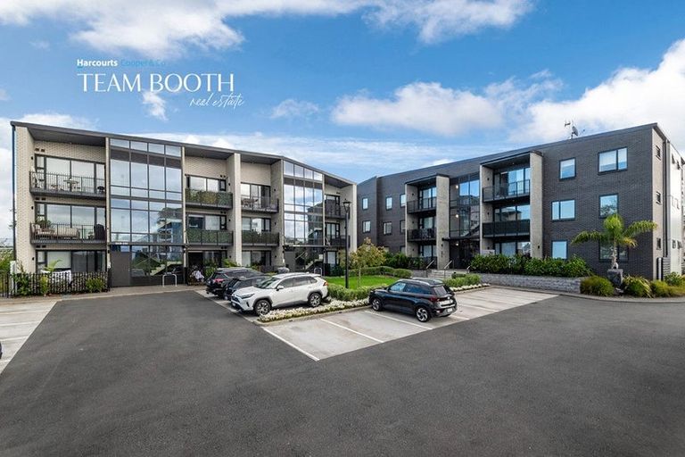 Photo of property in 102/165 Lake Road, Northcote, Auckland, 0627