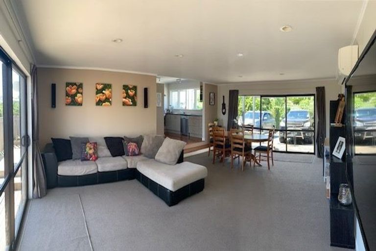 Photo of property in 83 Old Onerahi Road, Onerahi, Whangarei, 0110