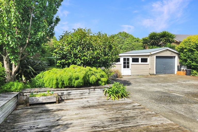 Photo of property in 21 Gibbs Crescent, Wainuiomata, Lower Hutt, 5014