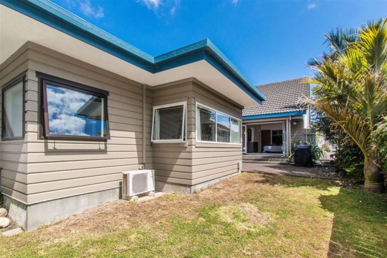 Photo of property in 76a Wai-iti Crescent, Woburn, Lower Hutt, 5010