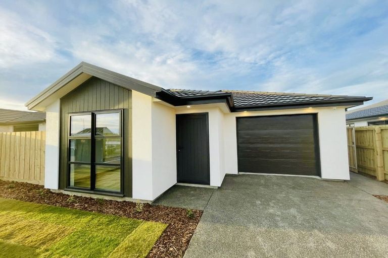 Photo of property in 7 Piopio Lane, Halswell, Christchurch, 8025