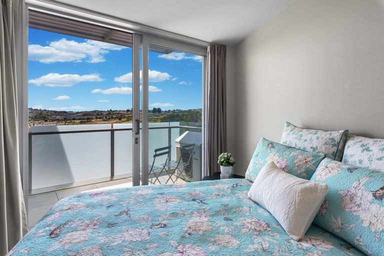 Photo of property in 503/3 Rose Garden Lane, Albany, Auckland, 0632