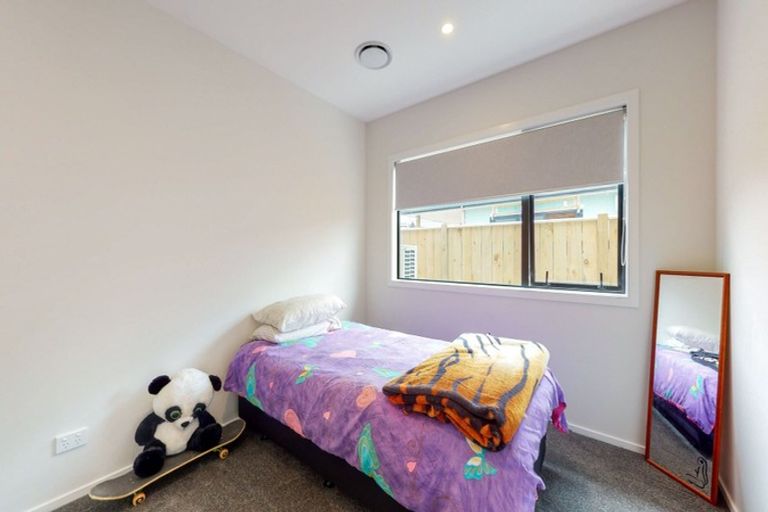 Photo of property in 23 Queen Charlotte Drive, Aotea, Porirua, 5024