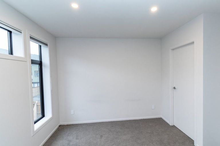 Photo of property in 1/7 Johnston Grove, Taita, Lower Hutt, 5011