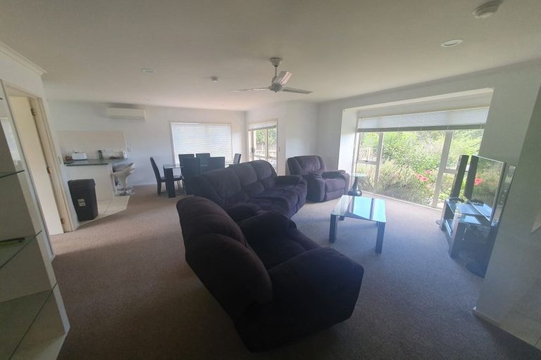 Photo of property in 88 Burswood Drive, Burswood, Auckland, 2013