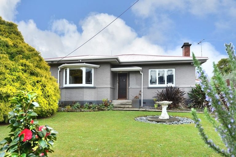 Photo of property in 10 Dinniss Avenue, Regent, Whangarei, 0112