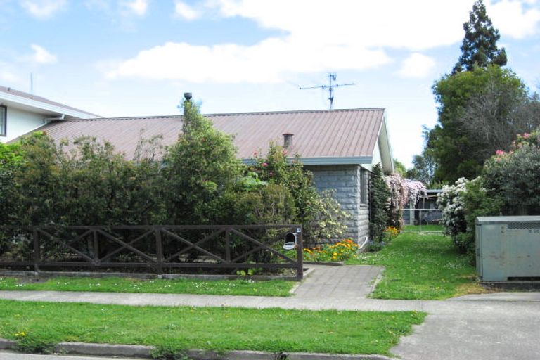 Photo of property in 4 Bryant Road, Brightwater, 7022