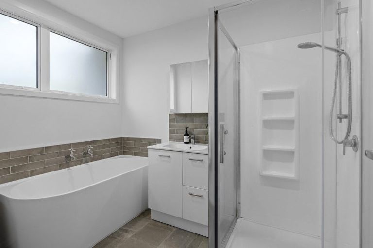 Photo of property in 212 Dyers Pass Road, Cashmere, Christchurch, 8022