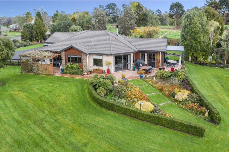 Photo of property in 138 Muhunoa Road West, Ohau, Levin, 5570