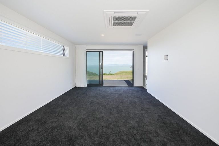 Photo of property in 49 Highgrove, Saint Clair, Dunedin, 9012