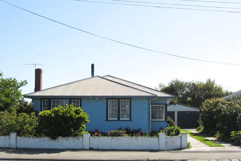 Photo of property in 43 Good Street, Rangiora, 7400