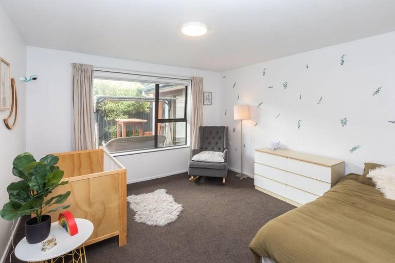 Photo of property in 265 Queenspark Drive, Parklands, Christchurch, 8083