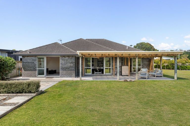 Photo of property in 42 Double Bay Road, Pyes Pa, Tauranga, 3112