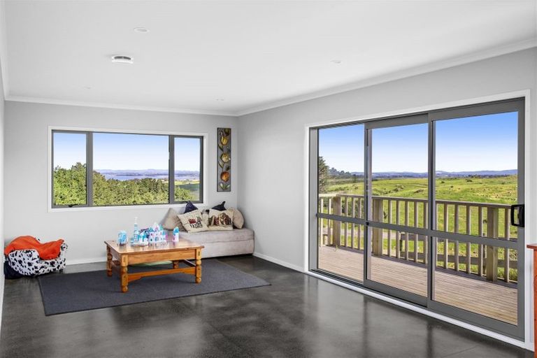 Photo of property in 48 Hatton Road, Awhitu, Waiuku, 2684