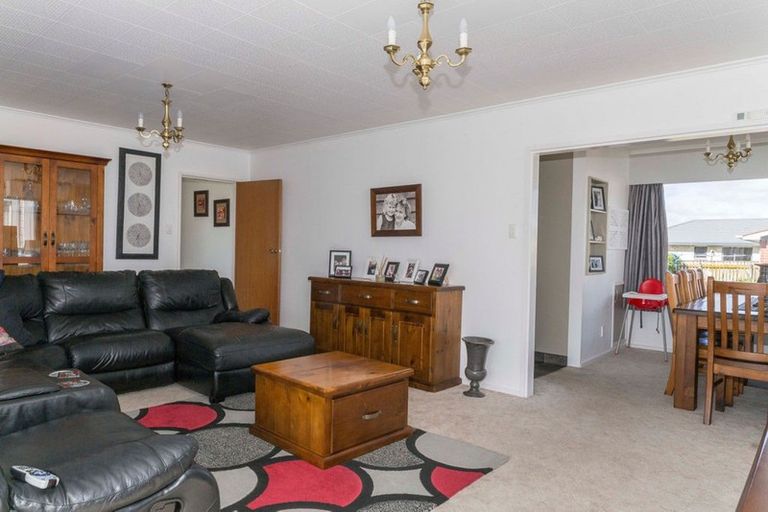 Photo of property in 25 Victoria Avenue, Dannevirke, 4930