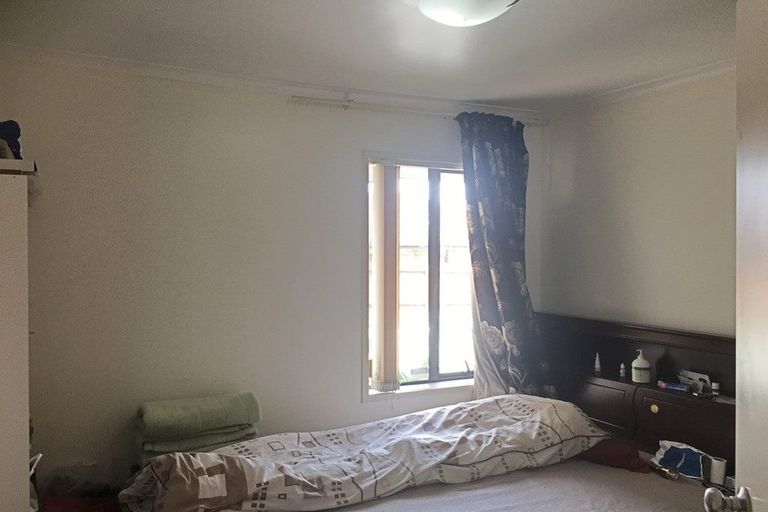 Photo of property in 6 Bokeen Lane, Flat Bush, Auckland, 2019