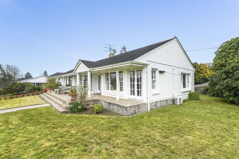 Photo of property in 15 Saint Andrews Terrace, St Andrews, Hamilton, 3200