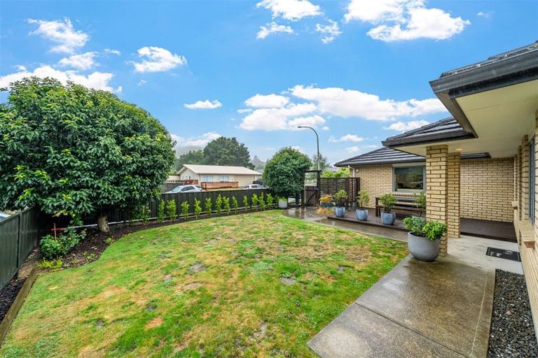 Photo of property in 3 Quartz Place, Brown Owl, Upper Hutt, 5018