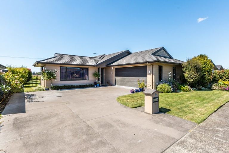 Photo of property in 21 Mcnaughton Place, Onekawa, Napier, 4110