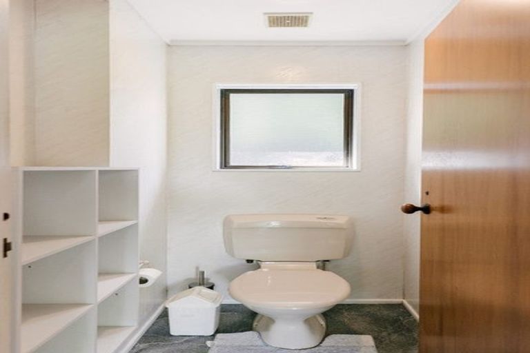 Photo of property in 28 Kentucky Way, Awapuni, Palmerston North, 4412