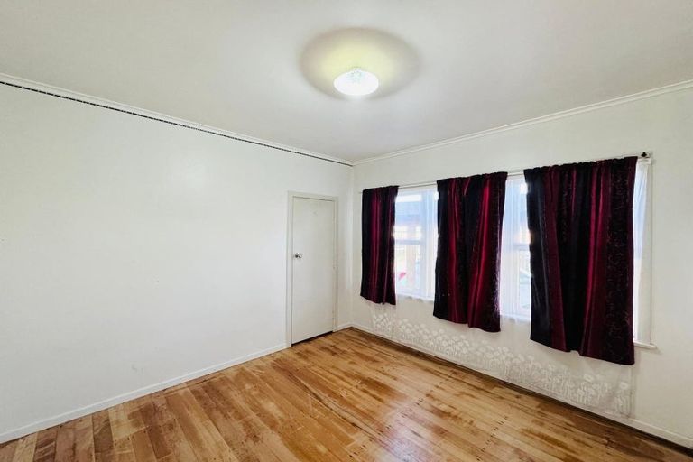 Photo of property in 17 Margaret Road, Papatoetoe, Auckland, 2025