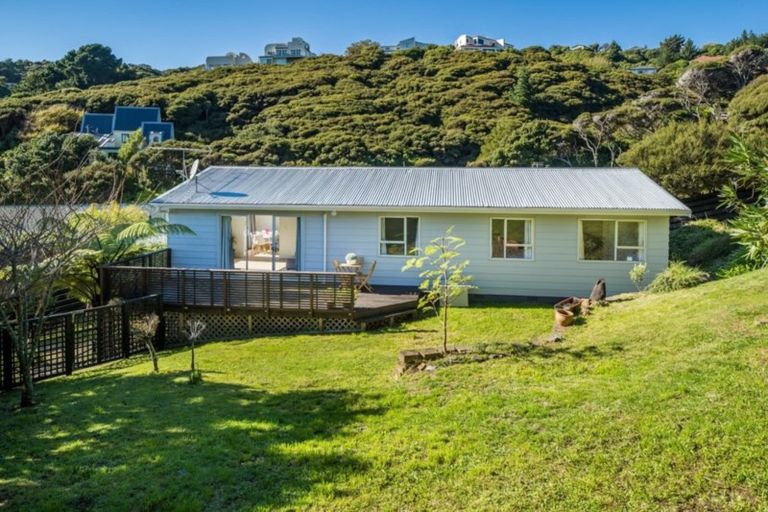 Photo of property in 23 Yarrow Place, Papakowhai, Porirua, 5024