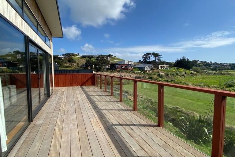 Photo of property in 4 Aroaro Lane, Raglan, 3225