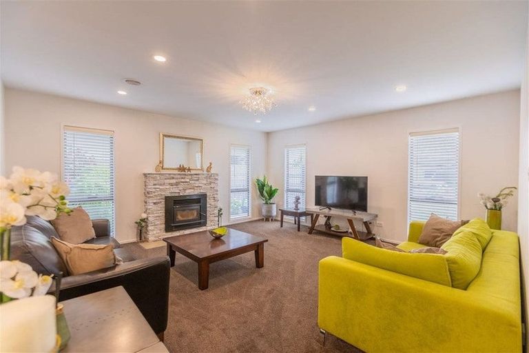 Photo of property in 12 Waitaki Way, Poraiti, Napier, 4112