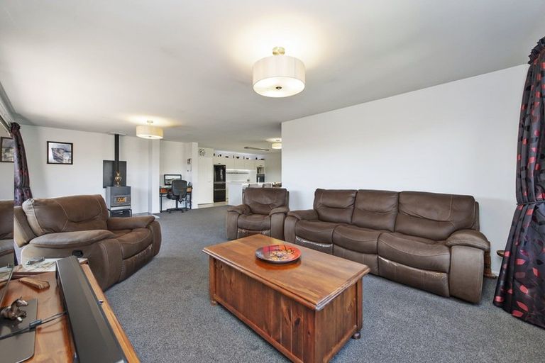 Photo of property in 21 Newbrook Terrace, Darfield, 7510