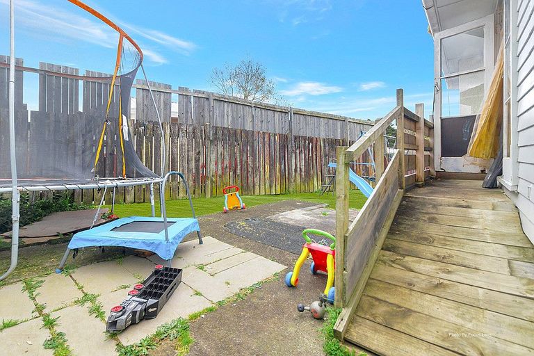 Photo of property in 1/85a Tidal Road, Mangere, Auckland, 2022