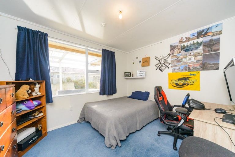 Photo of property in 22 Langley Avenue, Milson, Palmerston North, 4414