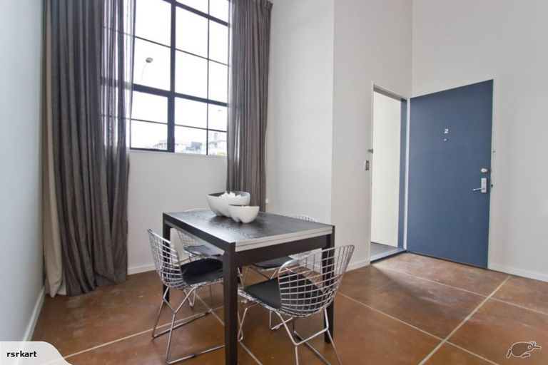 Photo of property in 2/34 Pollen Street, Grey Lynn, Auckland, 1021