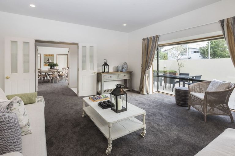 Photo of property in 1/21 Kilmarnock Street, Riccarton, Christchurch, 8011