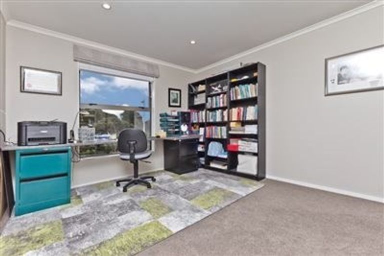Photo of property in 46 Bomb Point Drive, Hobsonville, Auckland, 0616