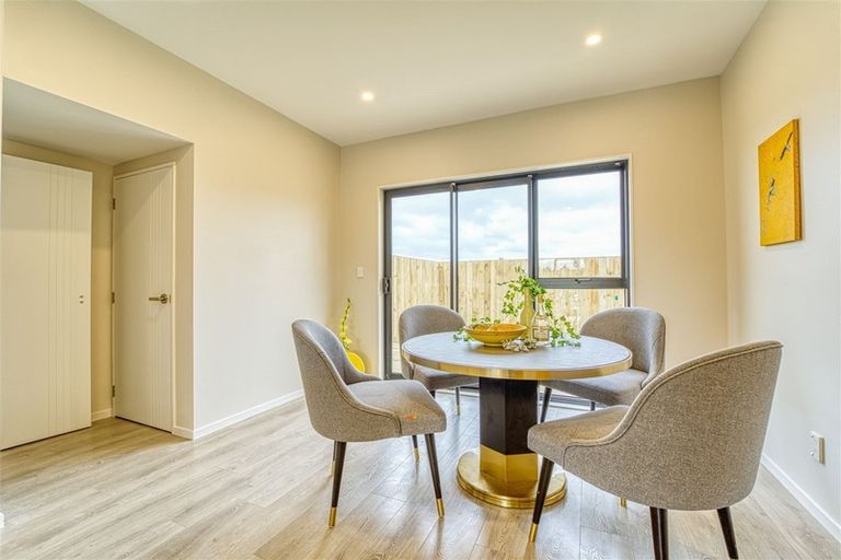 Photo of property in 4 Lawson Creek Street, Massey, Auckland, 0614