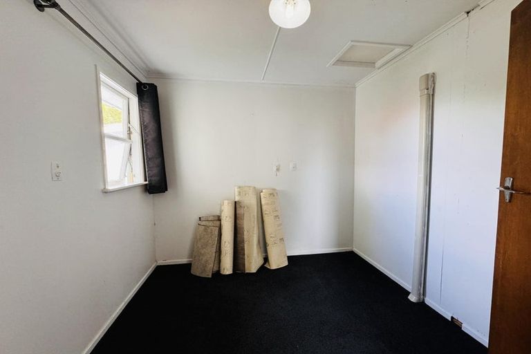 Photo of property in 43 Grey Street, Woodville, 4920