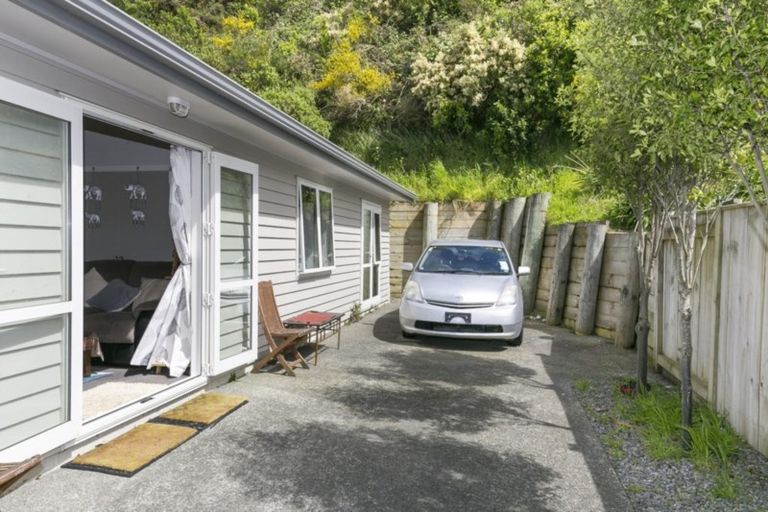 Photo of property in 136 Fraser Avenue, Johnsonville, Wellington, 6037