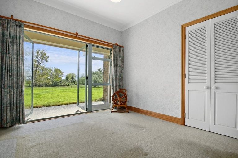 Photo of property in 30 Mahana Road, Waimauku, 0881