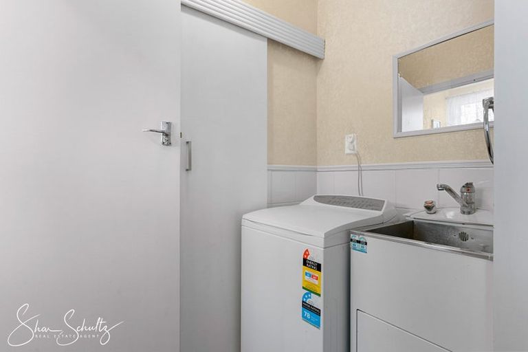 Photo of property in 45 Gorge Road, Maungaturoto, 0520