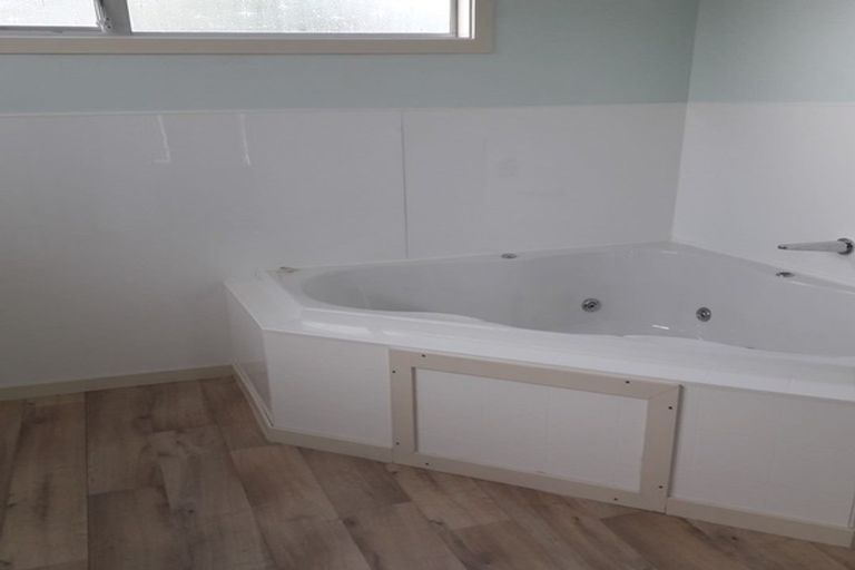 Photo of property in 2-9/28 Parawai Road, Ngongotaha, Rotorua, 3010