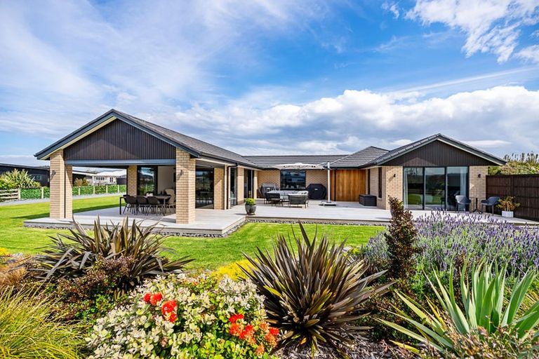 Photo of property in 13 Layci Lane, Waipu, 0582